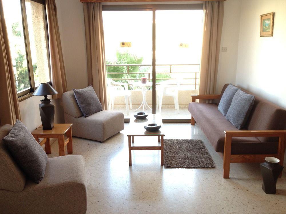 Panklitos Tourist Apartments Paphos Eksteriør bilde