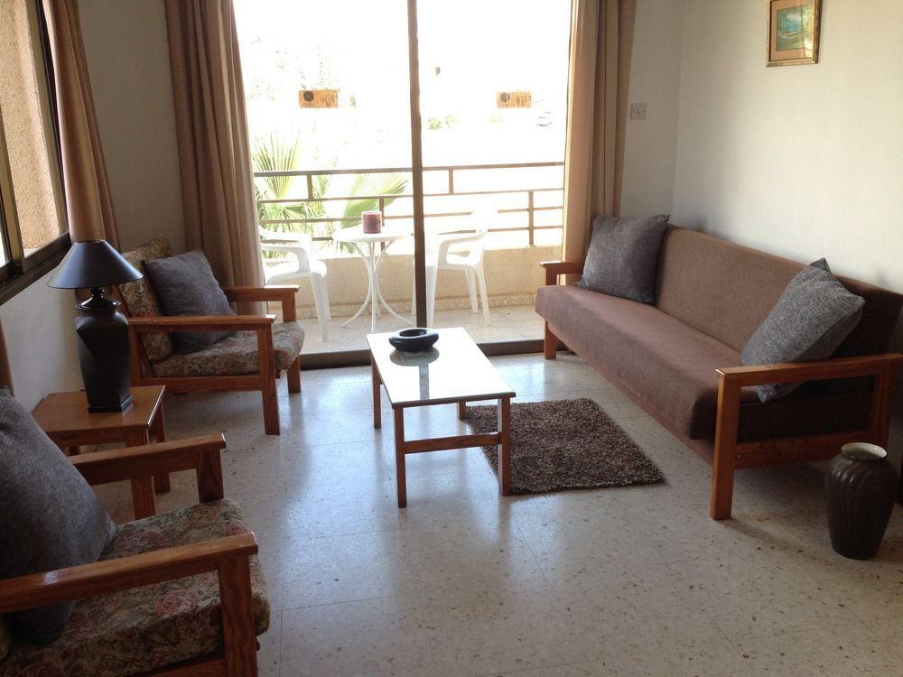 Panklitos Tourist Apartments Paphos Eksteriør bilde