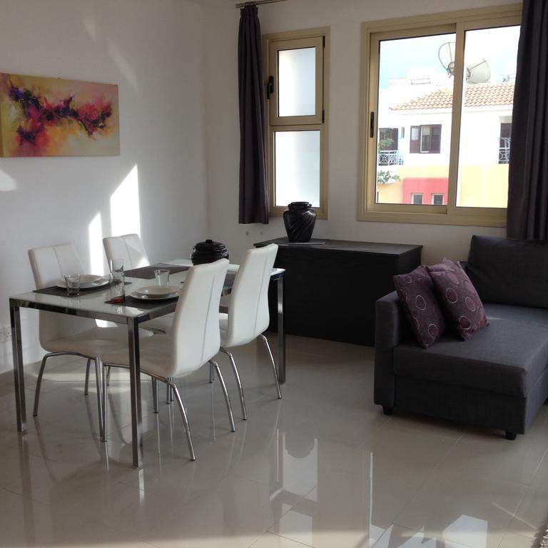 Panklitos Tourist Apartments Paphos Eksteriør bilde